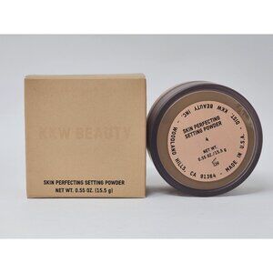 KKW Skin Perfecting Loose Setting Powder 4